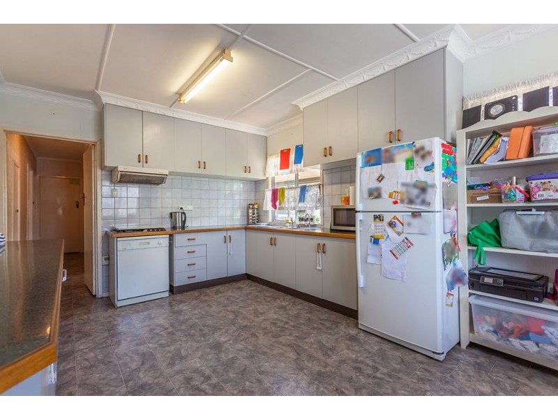 151C North Street, Rockville QLD 4350