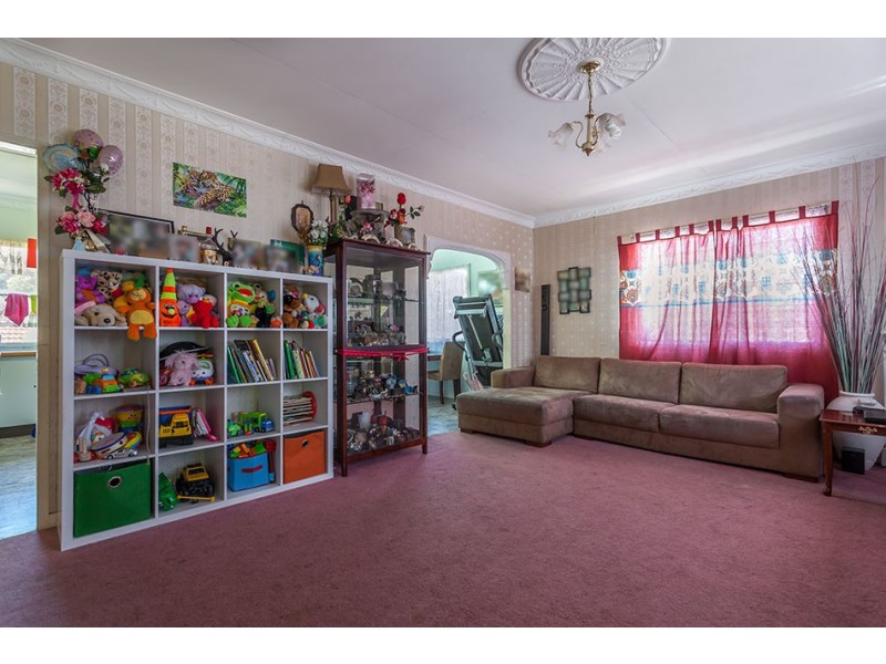 151C North Street, Rockville QLD 4350