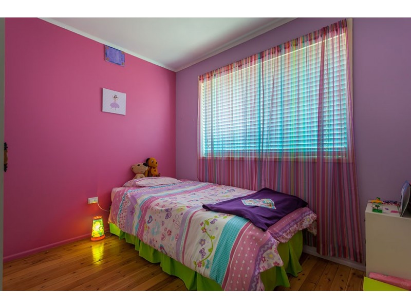 12 Honey Street, Harristown QLD 4350