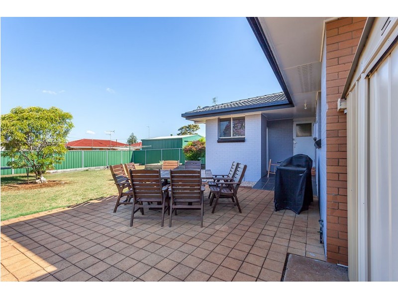 12 Honey Street, Harristown QLD 4350