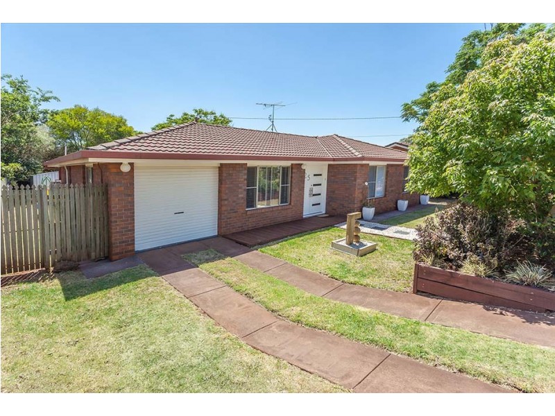 25 Lavena Drive, Darling Heights QLD 4350