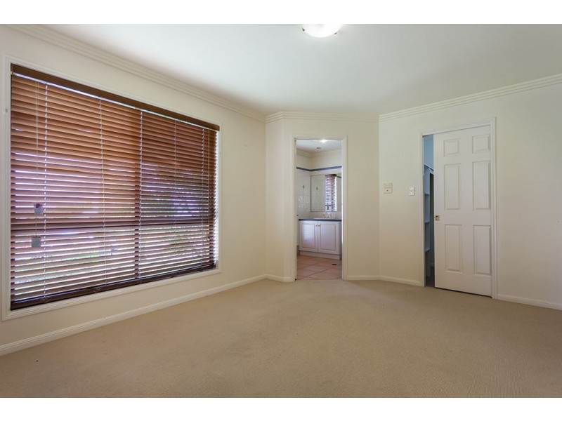 24 May Court, Middle Ridge QLD 4350