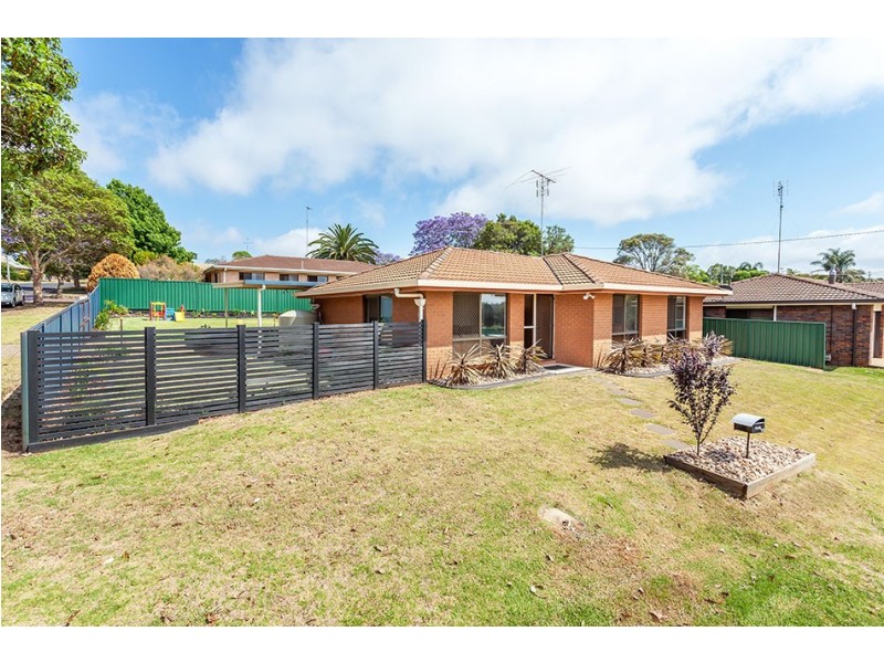 19 Amanda Drive, Centenary Heights QLD 4350