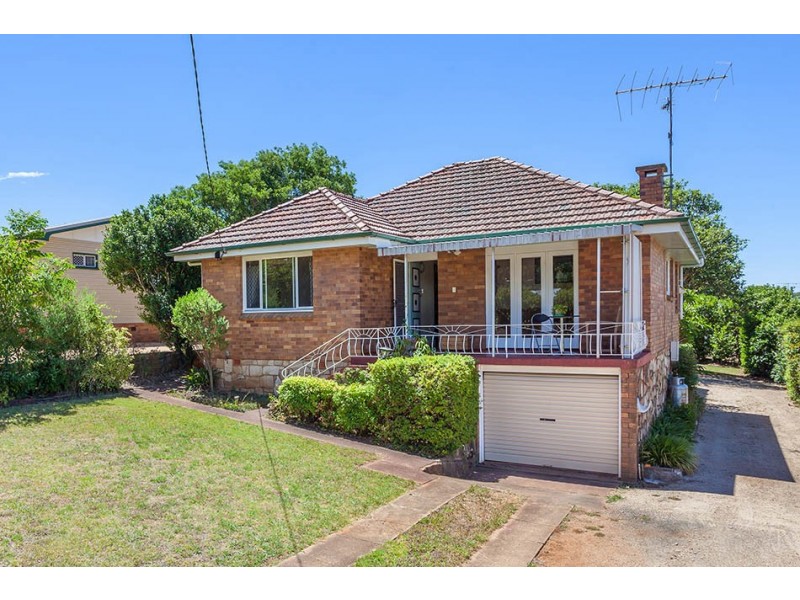 109 Long Street, South Toowoomba QLD 4350