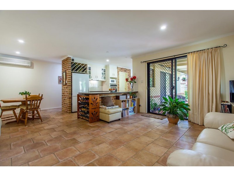 1 Goodman Court, Middle Ridge QLD 4350