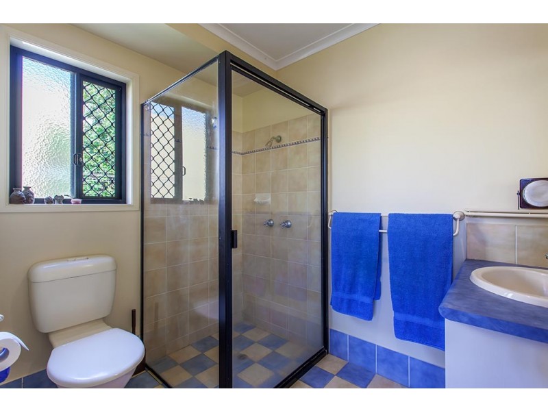 1 Goodman Court, Middle Ridge QLD 4350