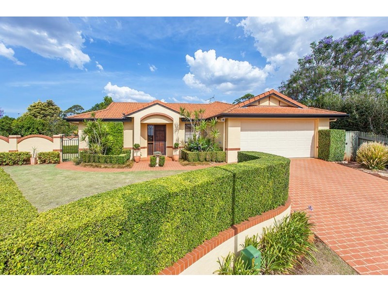 1 Goodman Court, Middle Ridge QLD 4350