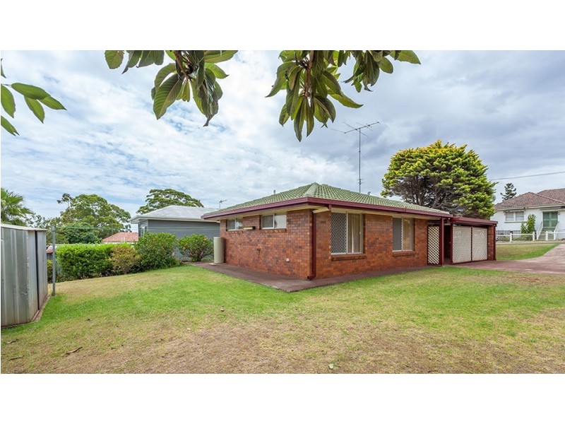 4 Katherine Street, North Toowoomba QLD 4350