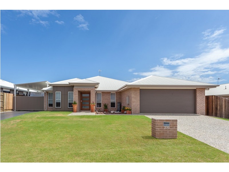 210 Nelson Street, Kearneys Spring QLD 4350