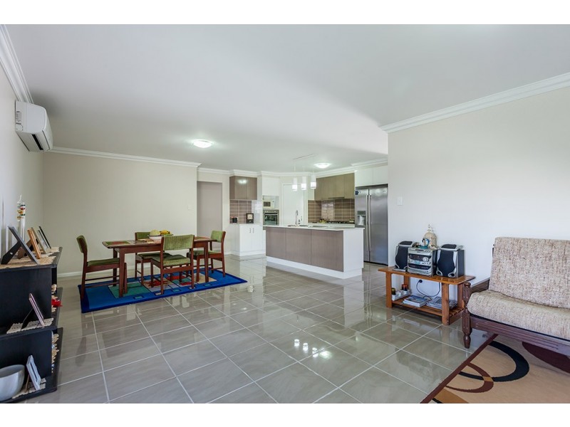 210 Nelson Street, Kearneys Spring QLD 4350