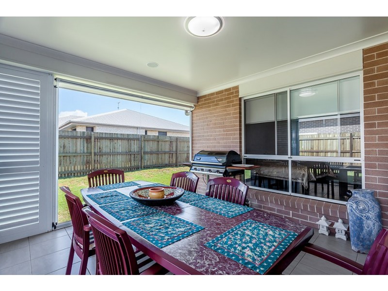 210 Nelson Street, Kearneys Spring QLD 4350