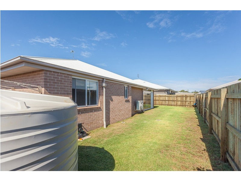 210 Nelson Street, Kearneys Spring QLD 4350
