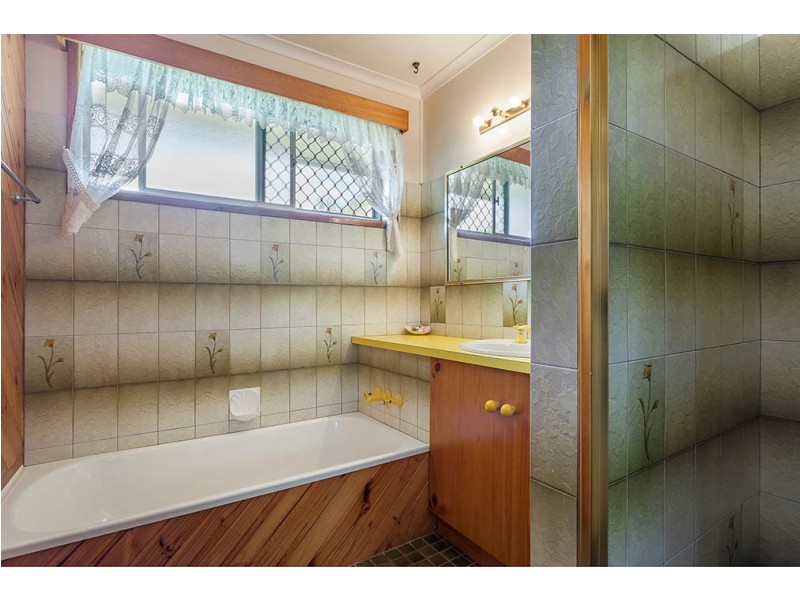 10 Karyn Street, Centenary Heights QLD 4350