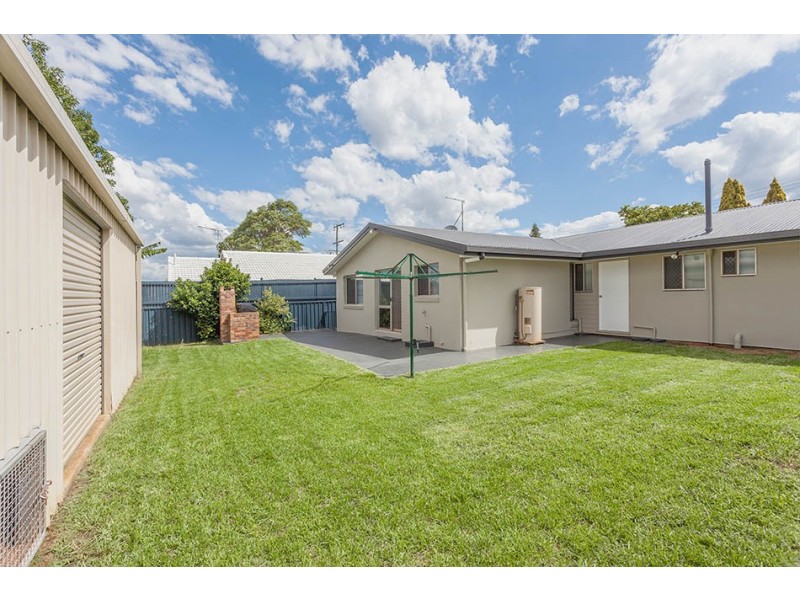3 Greenwood Court, Darling Heights QLD 4350