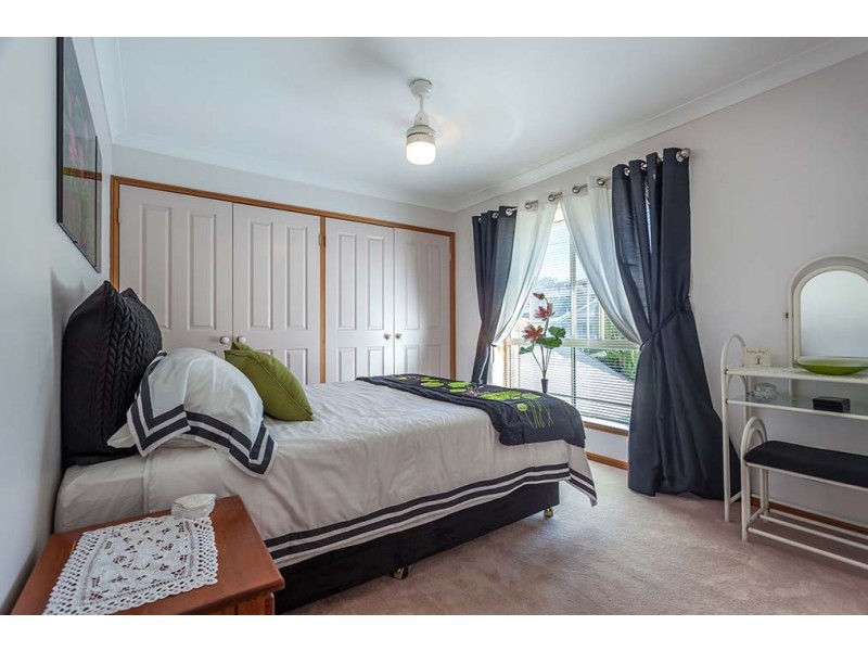 11 Windemere Terrace, Mount Lofty QLD 4350