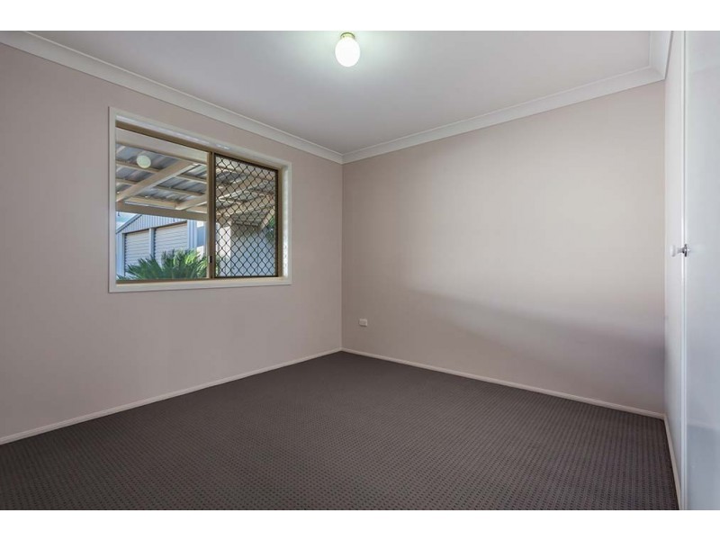 46 Gainsborough Drive, Glenvale QLD 4350