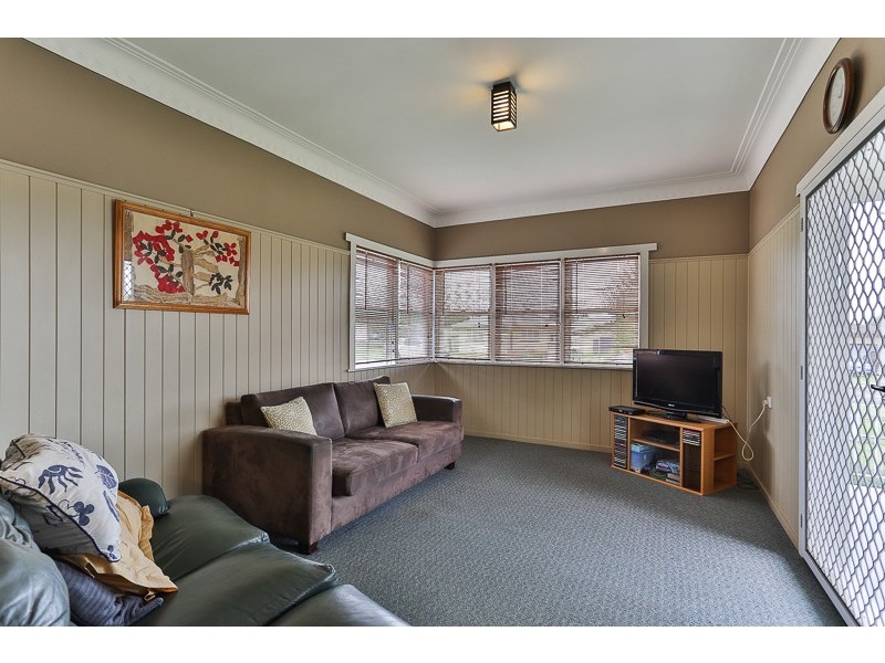 28 Monash Street, Newtown QLD 4350