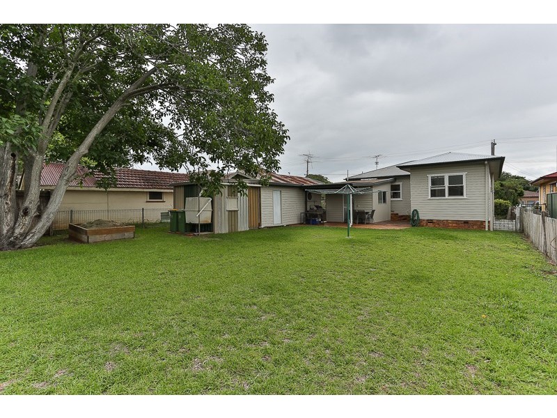 28 Monash Street, Newtown QLD 4350