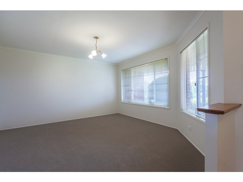 9 Buckle Court, Middle Ridge QLD 4350