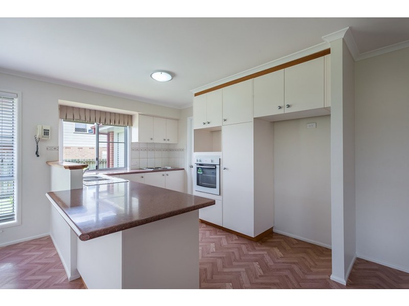 9 Buckle Court, Middle Ridge QLD 4350