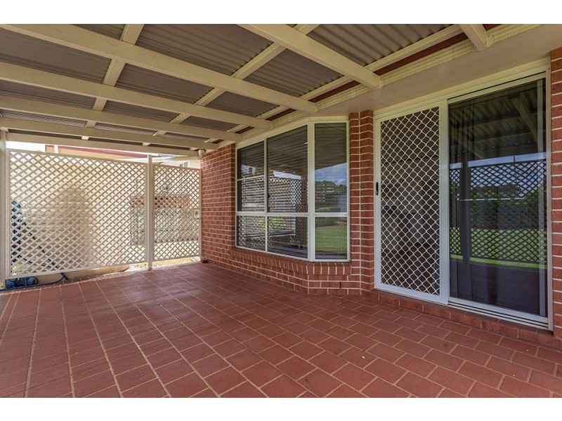 9 Buckle Court, Middle Ridge QLD 4350