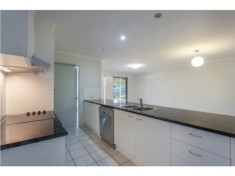 2 Diamantina Drive, Glenvale QLD 4350
