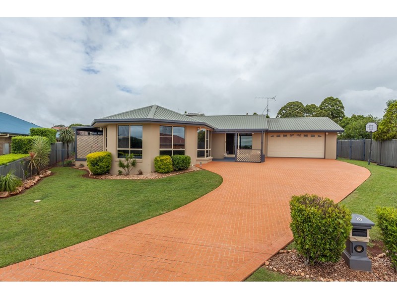 10 Vanham Close, Middle Ridge QLD 4350