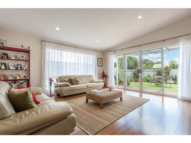 33 Meredith Crescent, Rangeville QLD 4350