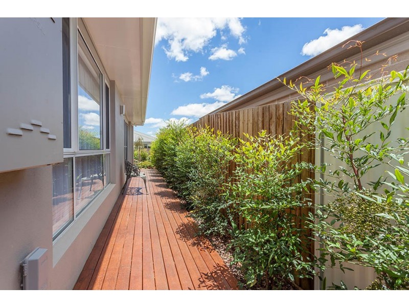 33 Meredith Crescent, Rangeville QLD 4350