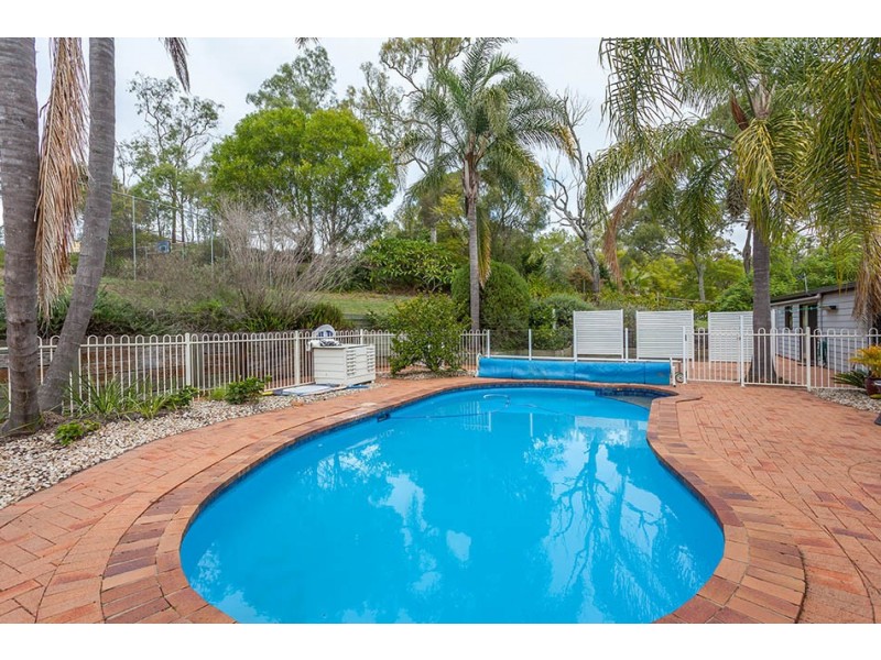 5 Sylvan Court, Glenvale QLD 4350