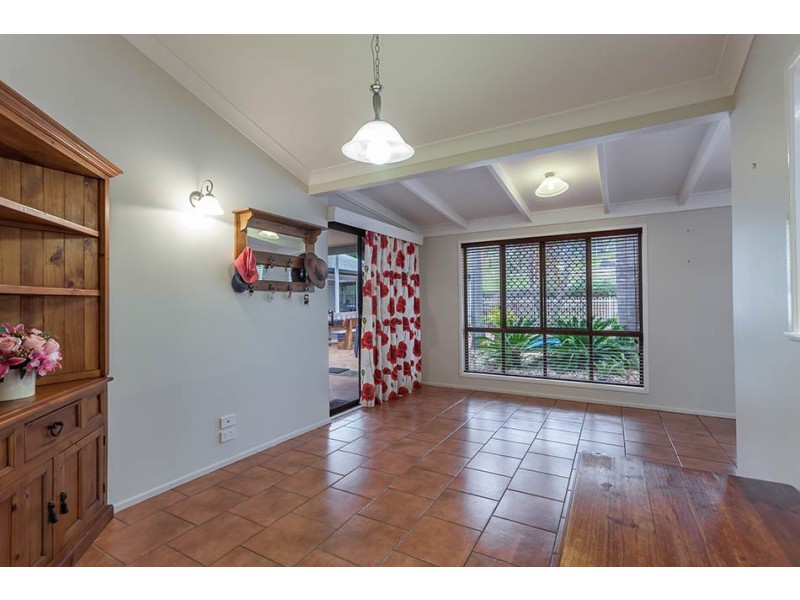 5 Sylvan Court, Glenvale QLD 4350