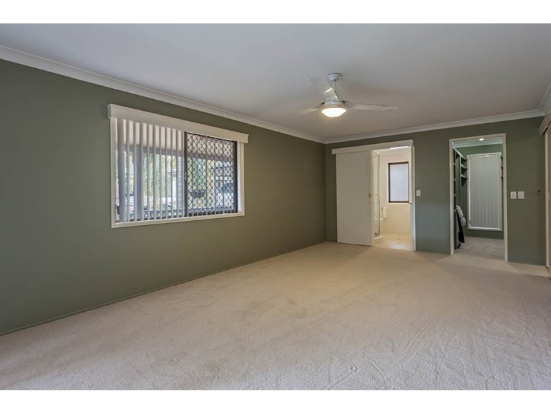 5 Sylvan Court, Glenvale QLD 4350