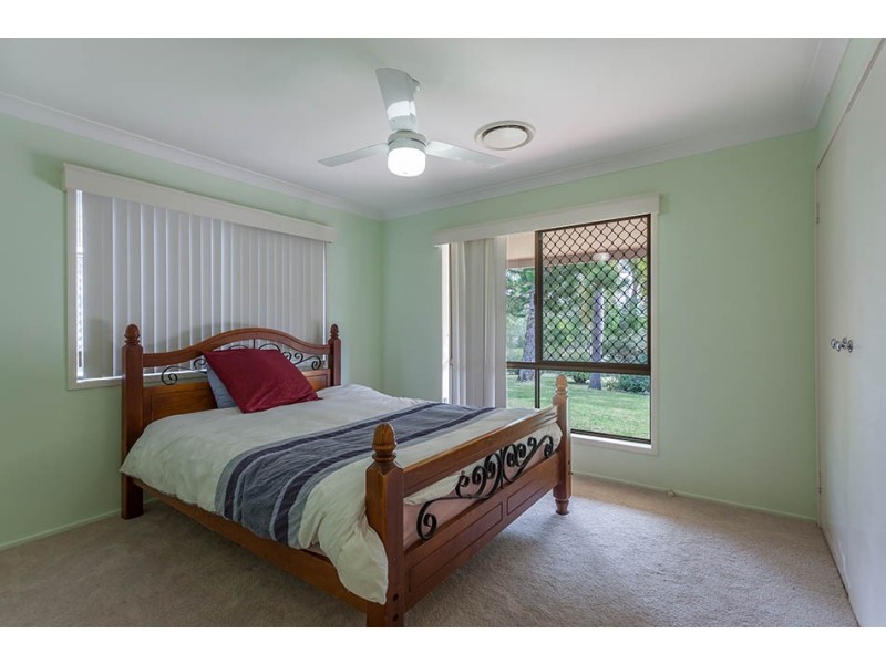 5 Sylvan Court, Glenvale QLD 4350