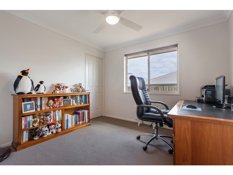 14 Smythe Drive, Highfields QLD 4352