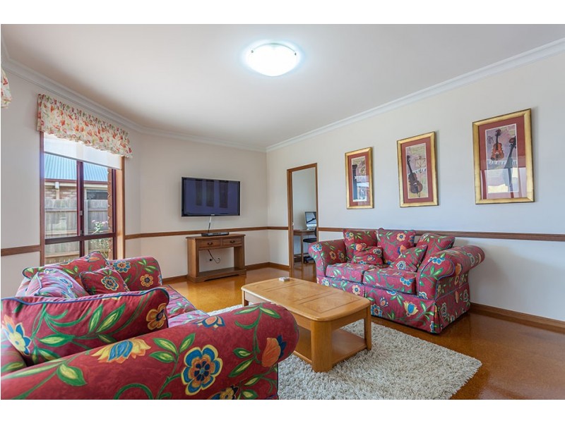 23 Prime Minister Drive, Middle Ridge QLD 4350