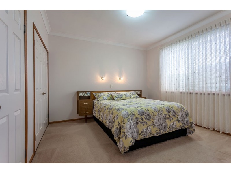 23 Prime Minister Drive, Middle Ridge QLD 4350