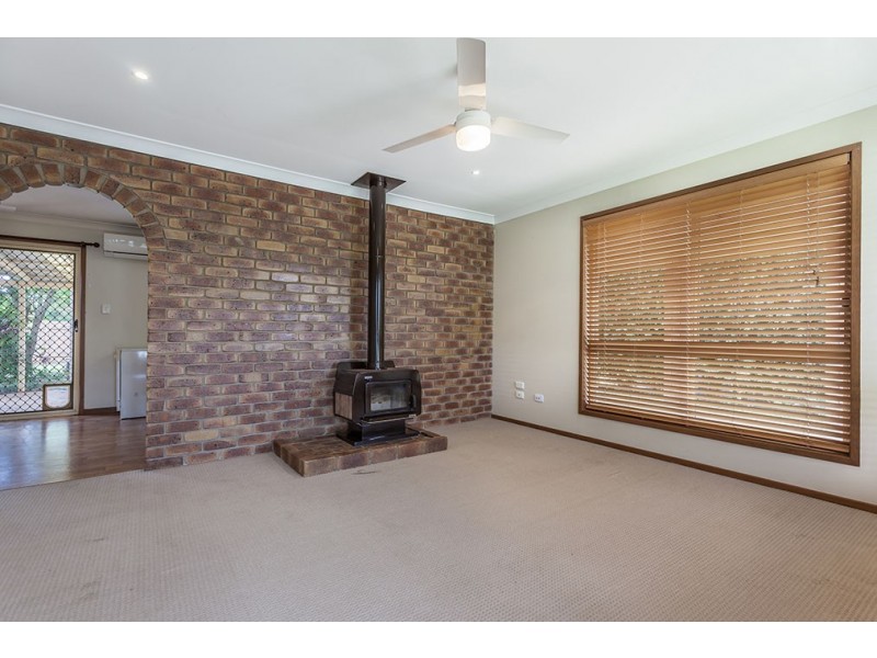 19 Kratzman Court, Kearneys Spring QLD 4350