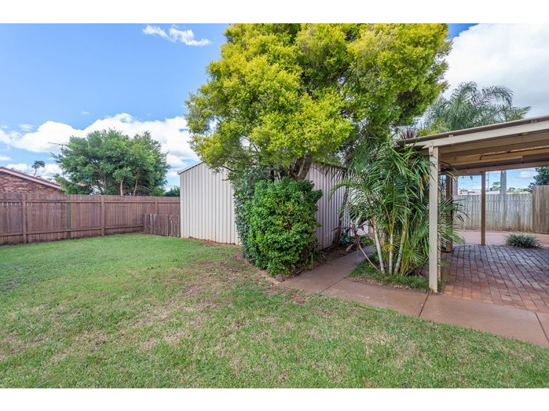 19 Kratzman Court, Kearneys Spring QLD 4350
