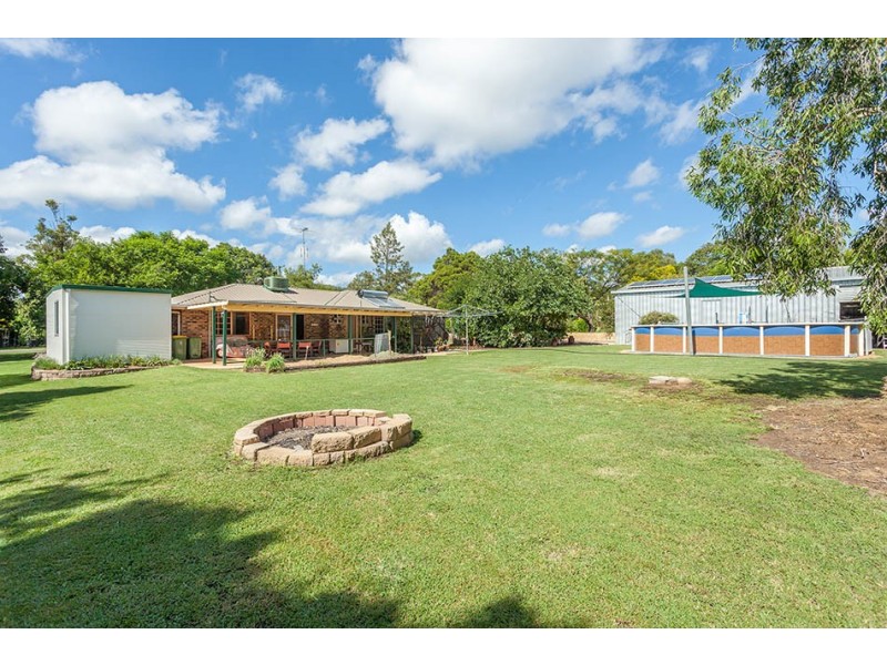 5 Karbul Crescent, Withcott QLD 4352