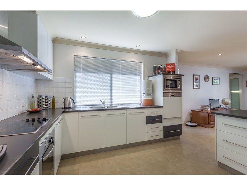 19 Girrawheen Street, Rangeville QLD 4350