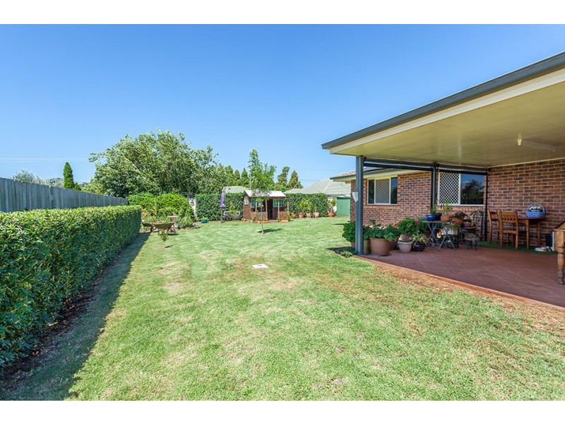 22 Degan Court, Middle Ridge QLD 4350