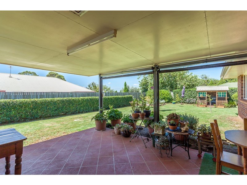 22 Degan Court, Middle Ridge QLD 4350