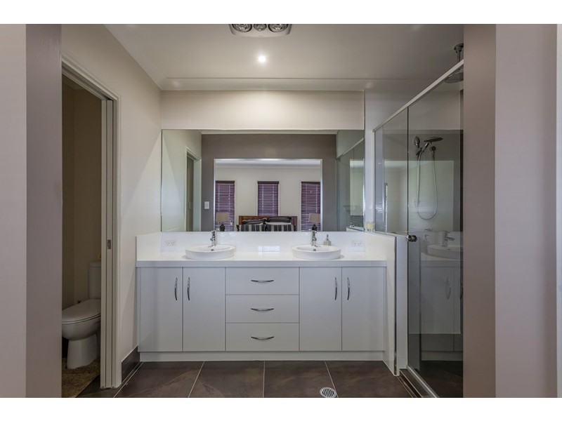 45 Whitman Street, Westbrook QLD 4350