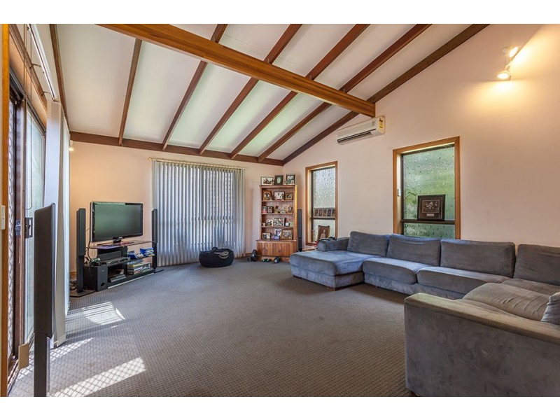 15 Wiangaree Drive, Rangeville QLD 4350