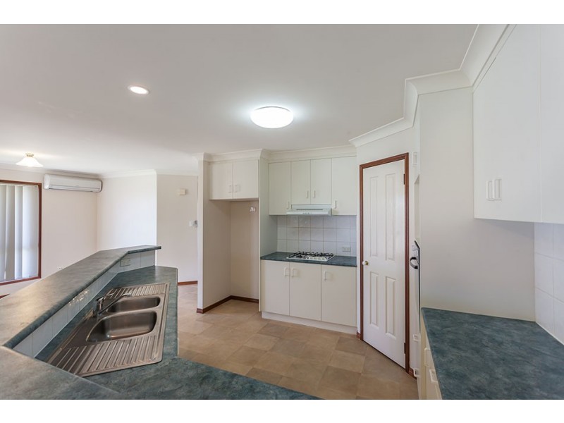 7 Lobwein Court, Middle Ridge QLD 4350