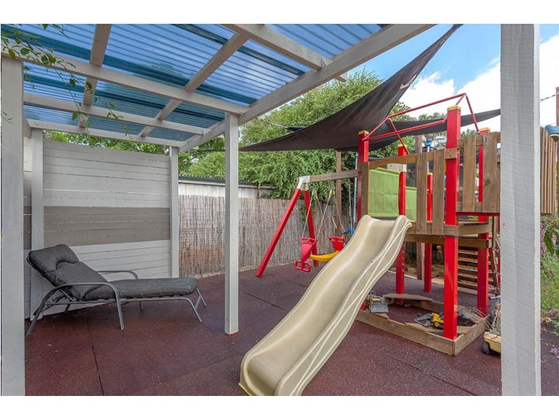 23 Cay Street, Newtown QLD 4350