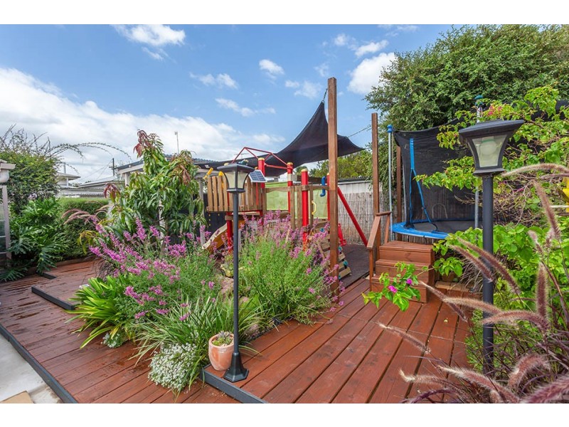 23 Cay Street, Newtown QLD 4350