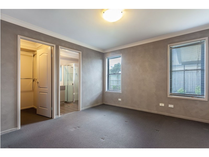 9 Lavarack Street, Darling Heights QLD 4350