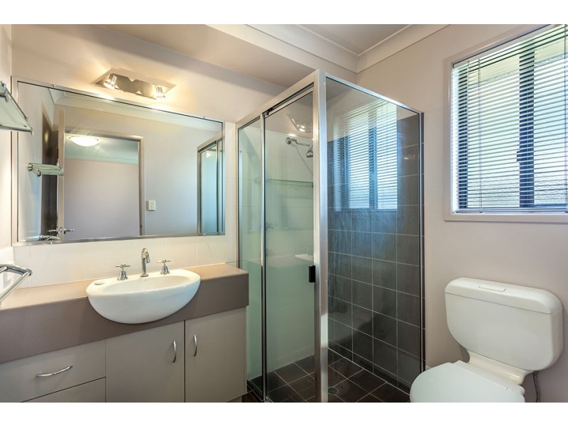 9 Lavarack Street, Darling Heights QLD 4350