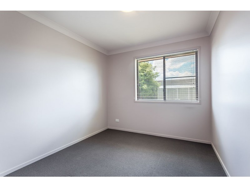 9 Lavarack Street, Darling Heights QLD 4350